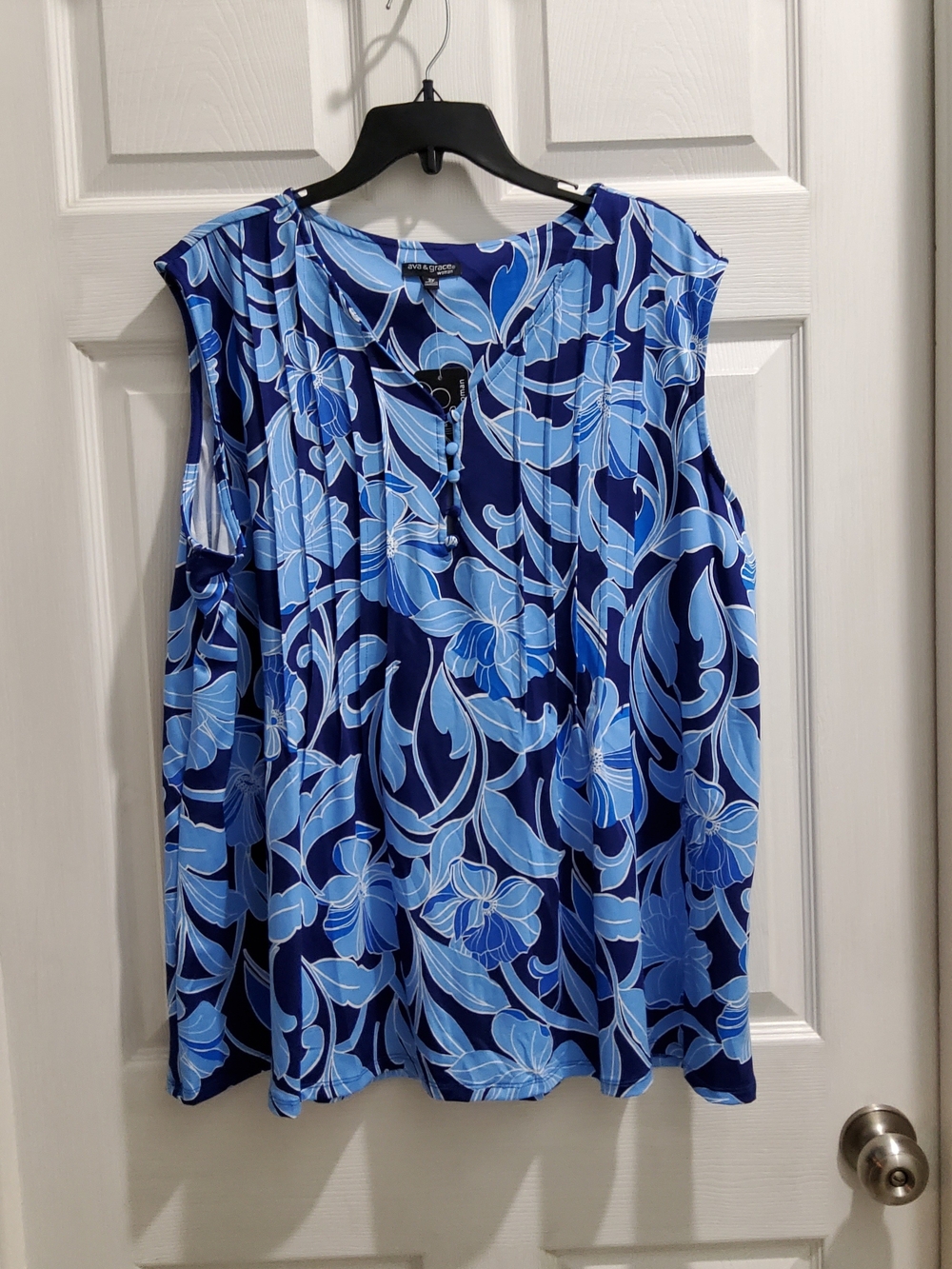Womens  Navy and Light Blue Floral Sleeveless Camisole